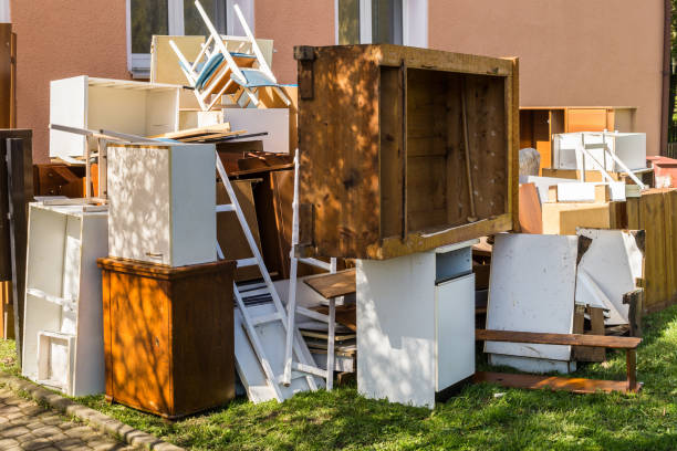 Best Mattress Disposal  in Eyota, MN